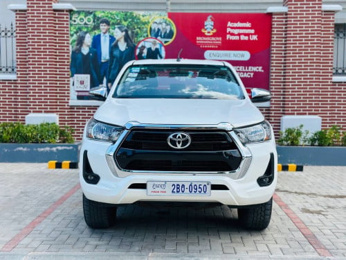Toyota Hilux Revo 2022