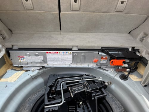 Toyota Prius persona plus performance 2013