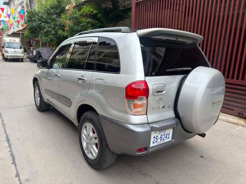 Toyota RAV4 2001 ប៉ុង១
