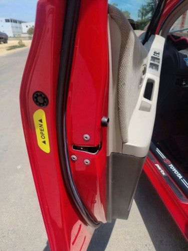 Toyota vitz 2008 លក់ 6200$ ចរចារ