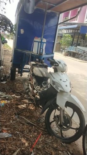 Tuk Tuk and motor