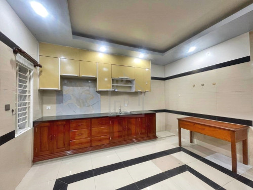 Twin Villa 3 Bedrooms for RENT near CHIP MONG Mall 271_Boeng Tompoun