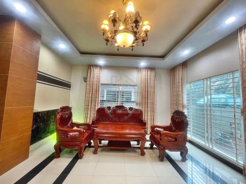 Twin Villa 3 Bedrooms for RENT near CHIP MONG Mall 271_Boeng Tompoun