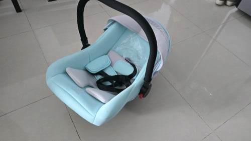 Car Seat for Newborn with free baby carrier