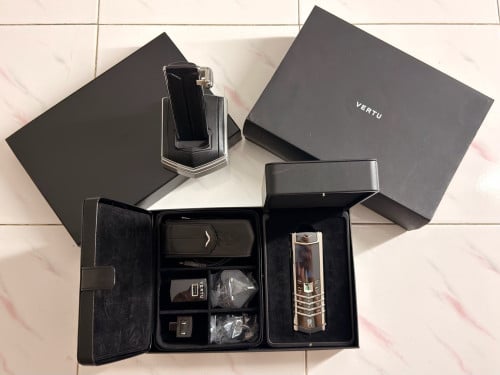 Vertu Signature S Dragon