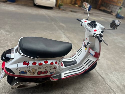 Vespa s125cc មានពន្ធត្រឹមត្រូវ