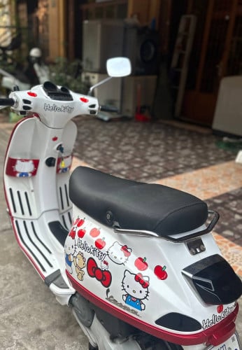Vespa s125cc មានពន្ធត្រឹមត្រូវ