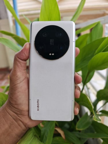 Xiaomi 13 Ultra 12g/256g_CH(វៃដូរបាន)👉$315