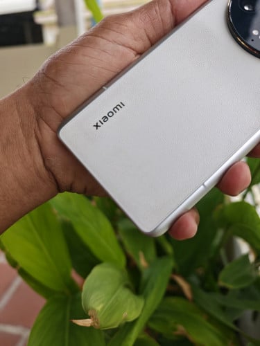 Xiaomi 13 Ultra 12g/256g_CH(វៃដូរបាន)👉$315