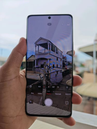 Xiaomi 13 Ultra 12g/256g_CH(វៃដូរបាន)👉$315