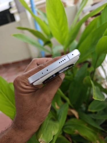 Xiaomi 13 Ultra 12g/256g_CH(វៃដូរបាន)👉$315