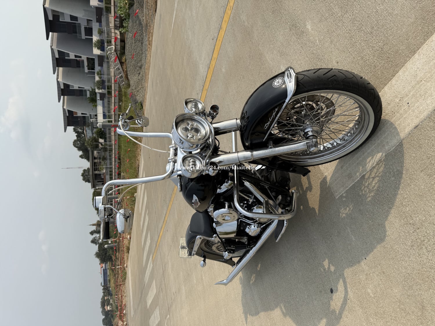 Harley Davidson Softail Deluxe ក្រដាស់ពន្ធ2008