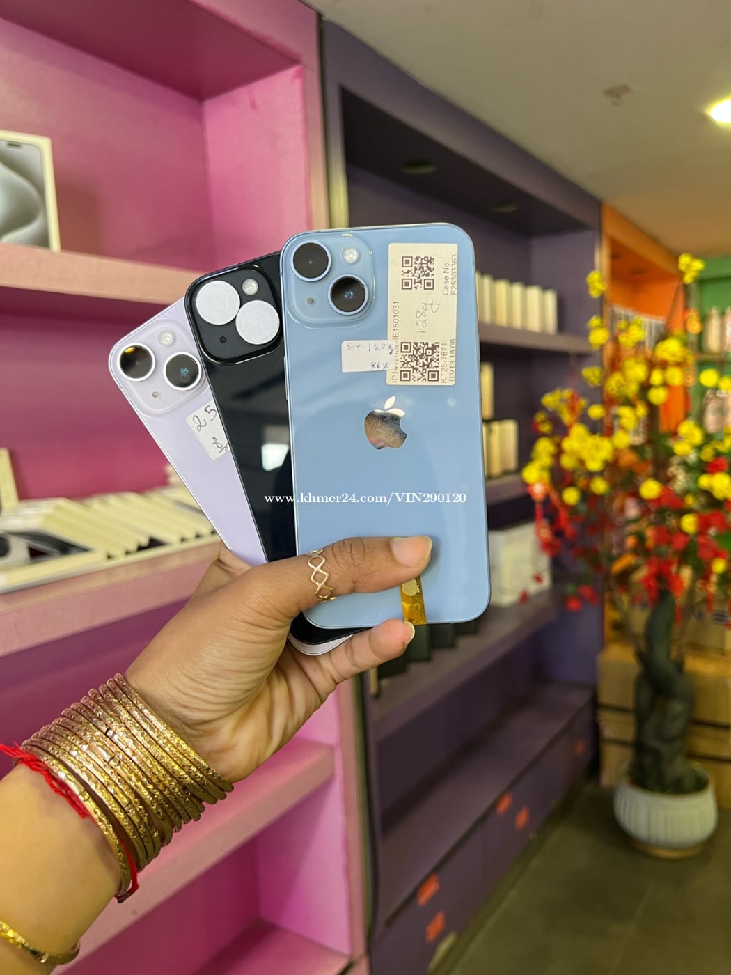 iPhone 14 128G ZA 389$