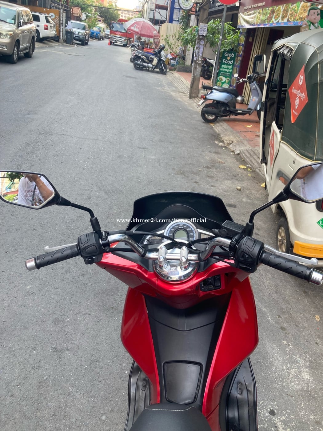 Pcx 015 មានកាត