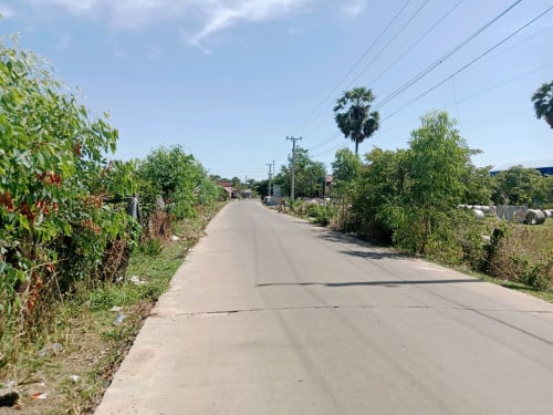 ដីលក់ជិតផ្លូវ១៣០សង្កាត់ពញាពន់