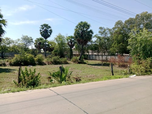 ដីលក់ជិតផ្លូវ១៣០សង្កាត់ពញាពន់