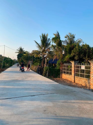 ដីលក់ ទំហំ 3660m2 តម្លៃ 210000 $ នៅចុះបានខ្លះ