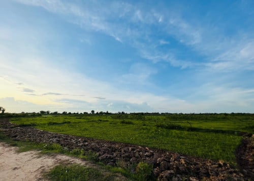 ដីលក់ (54km ពីភ្នំពេញ)