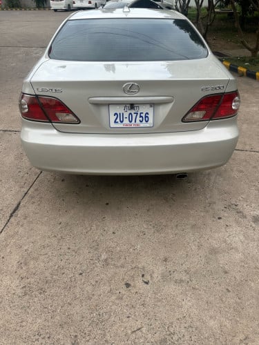 លក់6500$ធានាឡានស្អាតឯកសារគ្រប់