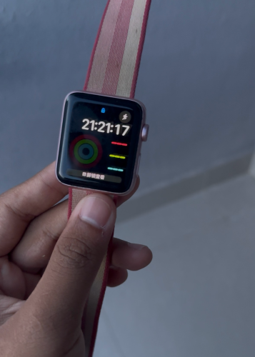 លក់ Apple Watch