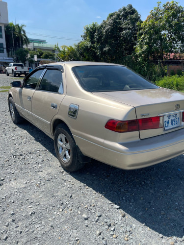 លក់Camry ឆ្នាំ97 មានs ឡានស្អាតសានុំសាច់ដែកខ្ចីអត់ប៉ះអត់បុក
