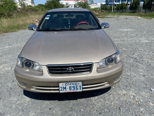 លក់Camry ឆ្នាំ97 មានs ឡានស្អាតសានុំសាច់ដែកខ្ចីអត់ប៉ះអត់បុក