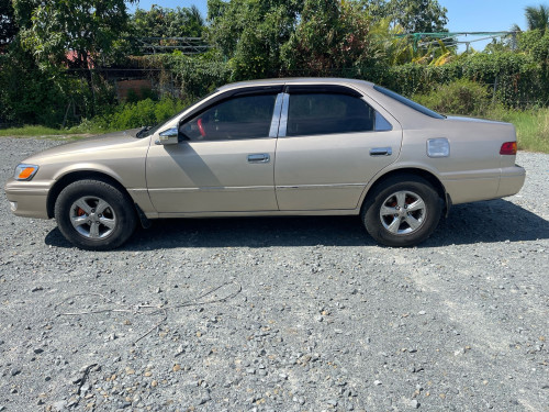 លក់Camry ឆ្នាំ97 មានs ឡានស្អាតសានុំសាច់ដែកខ្ចីអត់ប៉ះអត់បុក