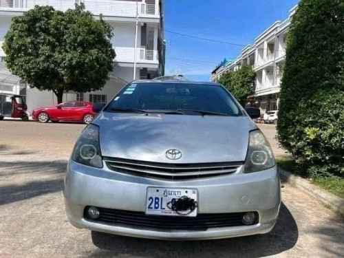 ឡានជួល car rental