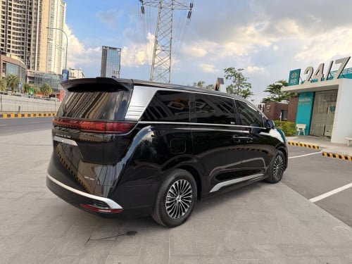 រថយន្តមួយទឹក DENZA D9 DM-I AWD 2025 ថ្មីស្អាតមួយជុំ បើកបាន3000km