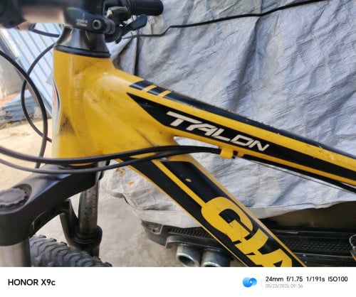 លក់កង់giant talon 3