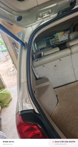 ឡានលក់ highlander ឆ្នាំ 03 ម៉ាស៊ីន 6 ប៉ុងមួយម្ចាស់ដើម