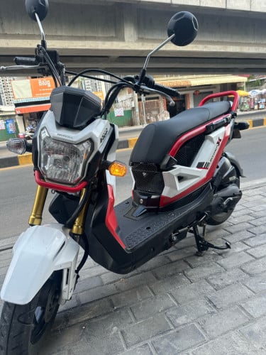 លក់Honda zoomer