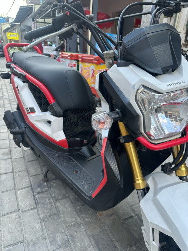 លក់Honda zoomer