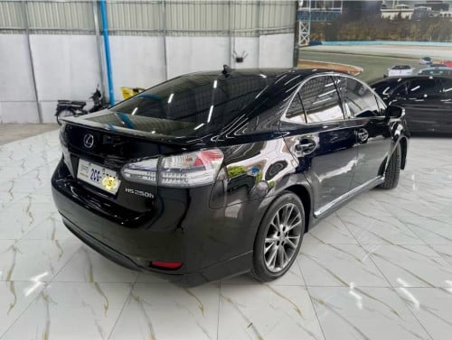 ឡានលក់ Lexus HS250h Premium ពណ័សខ្មៅ ស្លាកលេខ 2CG