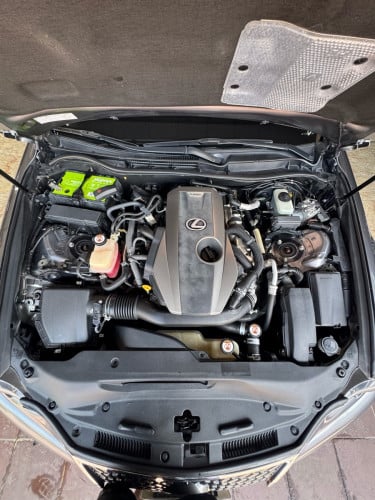ឡានលក់ Lexus is Fsort full option 2016