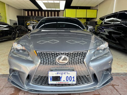 ឡានលក់ Lexus is Fsort full option 2016