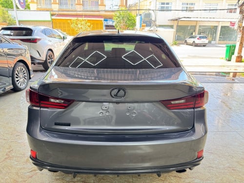 ឡានលក់ Lexus is Fsort full option 2016