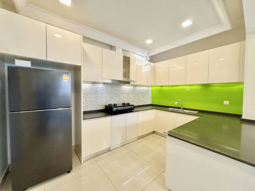 វិឡាឃ្វិនសម្រាប់ជួល | Queen villa For Rent