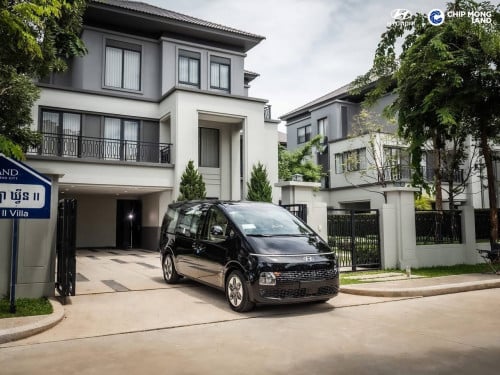 ន្Staria Premium  11កៅអី 2026