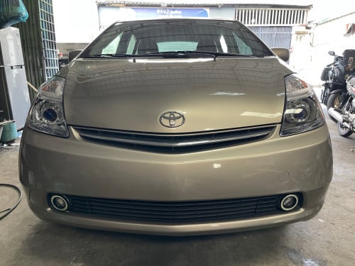 ឡានលក់​ ទឹកថ្នាំសុីនមួយជុំ​ បងៗ​ TOYOTA Pruis  09  ពណ៌​ស្ករ​ សន្លឹក​ពន្ធ​ថ្មី​