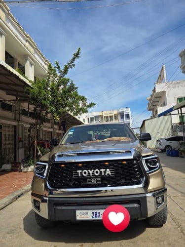 លក់ឡានTundra 07ឡើងមុខ21 ប៉ុង1 ហ្គាសហើយ កង់ថ្មី4គ្រាប់ ឯកសាម្ចាស់ដើមទី1 ធានាឡានស្អាត