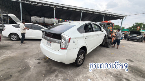 ✅ទើបមកដល់ថ្មីរៀបចំម៉ាស្អាតលក់តែ:$19,900🚘 2014 Prius Plug-in ប្រភេទសាកភ្លើង