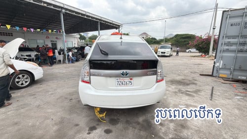 ✅ទើបមកដល់ថ្មីរៀបចំម៉ាស្អាតលក់តែ:$19,900🚘 2014 Prius Plug-in ប្រភេទសាកភ្លើង