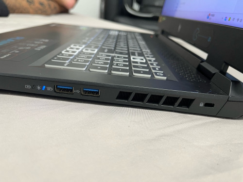 🔥 លក់ Gaming Laptop ស្អាត 🔥Acer Nitro 17 AN17-51