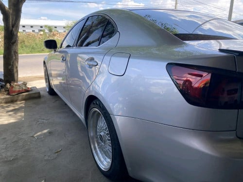 🚙 Lexus IS ឆ្នាំ06 ប៉ុង1  ឡានស្អាត