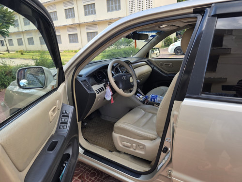 ឡានម្ចាស់ដើមលក់ផ្ទាល់V6 P1 2003