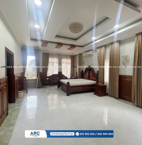 វីឡាសម្រាប់ជួល / Villa for rent at Sihanoukville