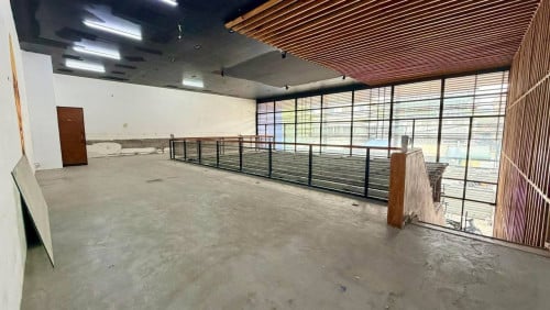 ឃ្លាំងជួល/Warehouse for Rent ទីតាំង៖ផ្លូវ 310 សង្កាត់ បឹងកេងកង ២ ខណ្ឌ បឹងកេងកង , (ជាប់ហាង Moon 310)