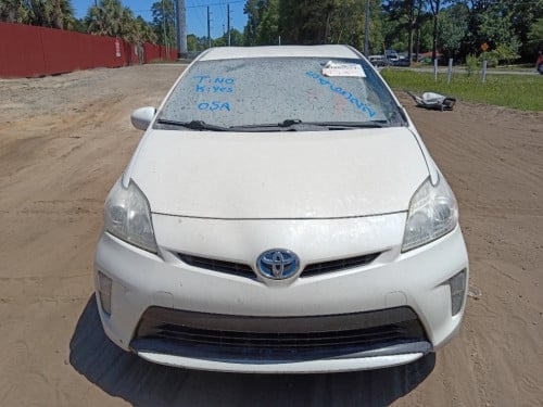 012 Toyota Prius Option 3