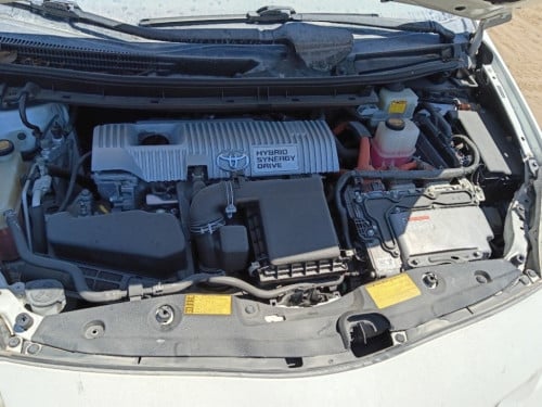 012 Toyota Prius Option 3